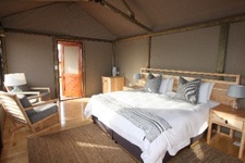 Hlosi Game Lodge  Family Safari Tents