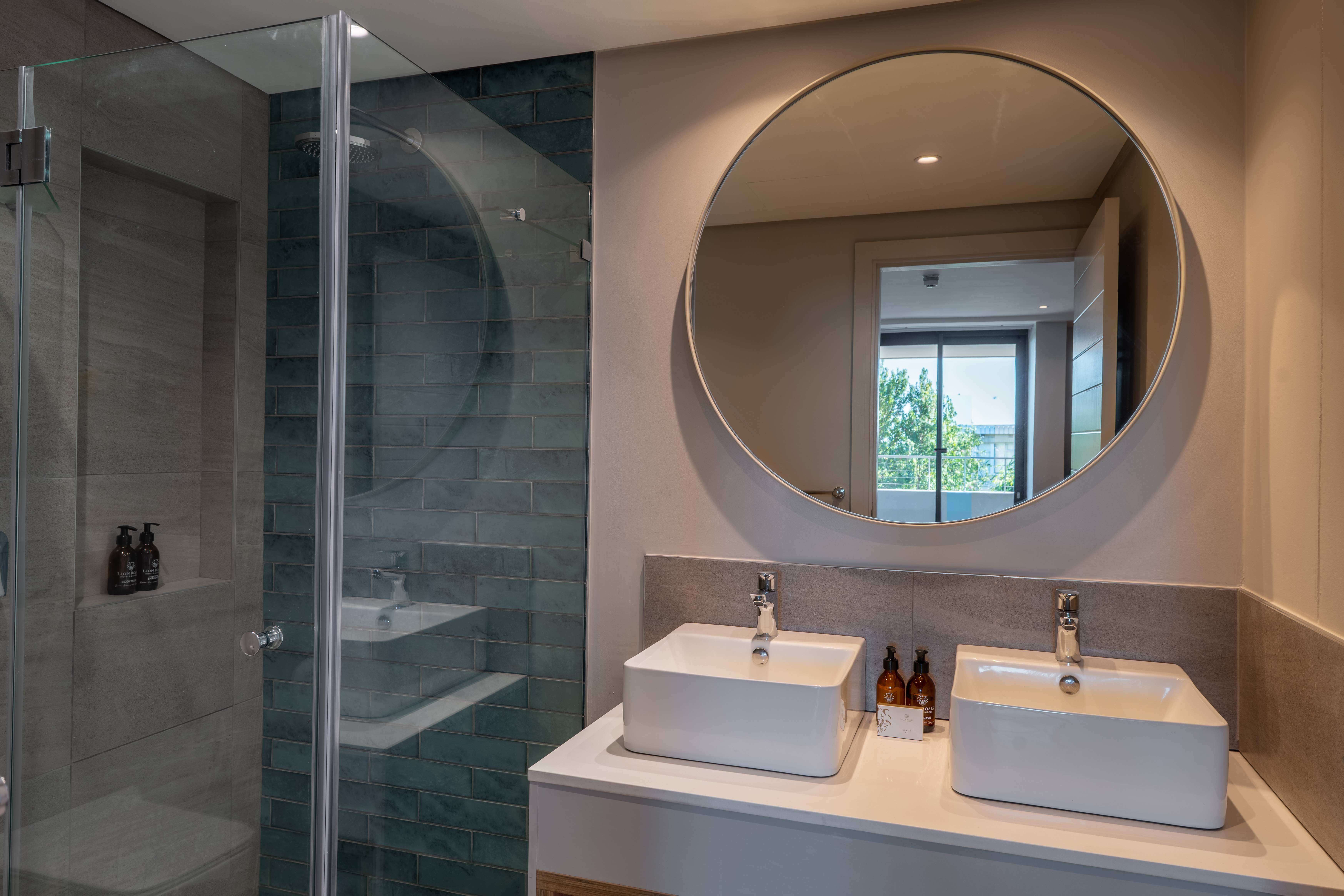 Plett Quarter Hotel Luxury Suite Bathroom 1